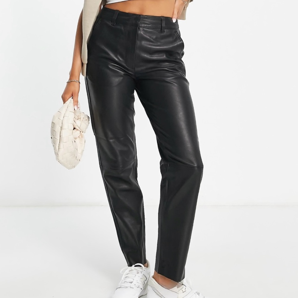 NWT Bleu Denim Anthropologie Black Faux Leather Pants - Picture 3 of 6